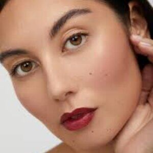 Cheek / Lip Tint: CRUSH NEW UNUSED BOXED